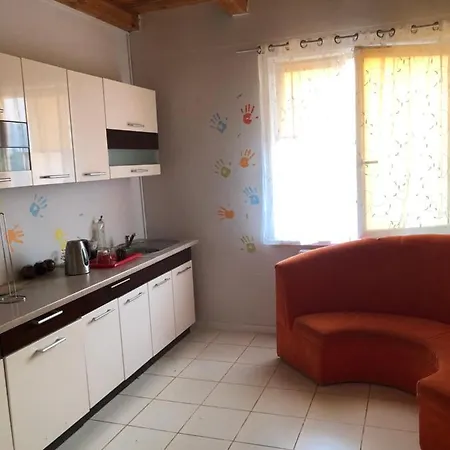 Friendly Room *